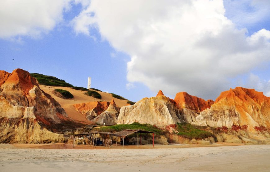 Passeio para Morro Branco e Praia das Fontes em 1 dia (Ida e Volta)