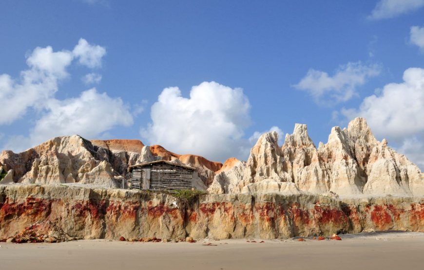 Passeio para Morro Branco e Praia das Fontes em 1 dia (Ida e Volta)