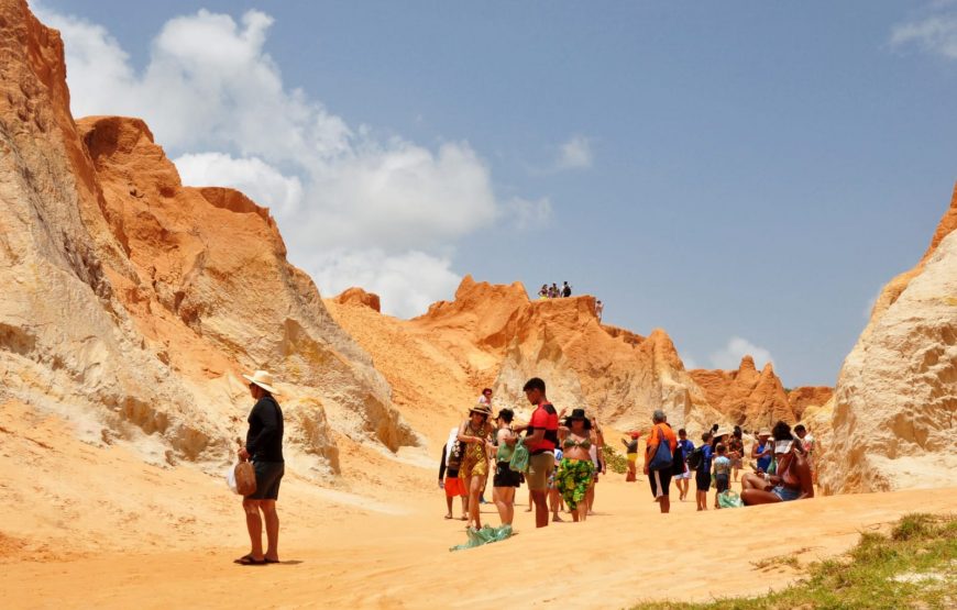 Passeio para Morro Branco e Praia das Fontes em 1 dia (Ida e Volta)