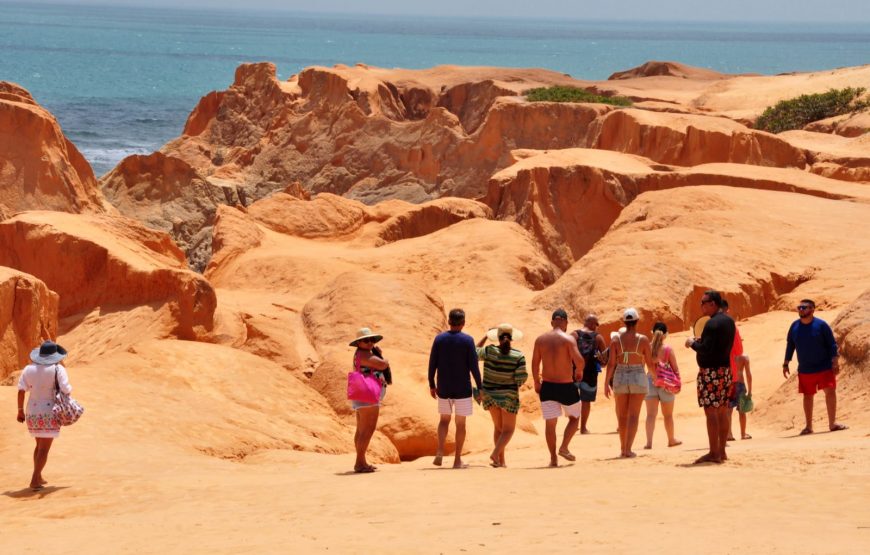 Passeio para Morro Branco e Praia das Fontes em 1 dia (Ida e Volta)