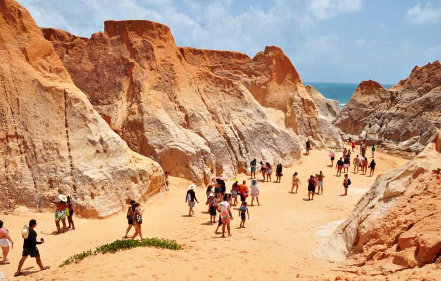 Passeio para Morro Branco e Praia das Fontes em 1 dia (Ida e Volta)